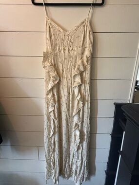 Chaser Light yellow ruffle dress